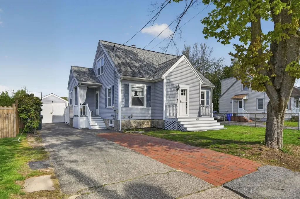 405 Hill Street Manchester NH 03102
