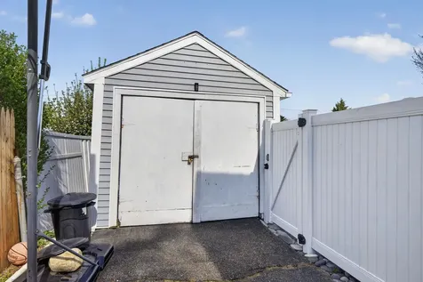 405 Hill Street Manchester NH 03102