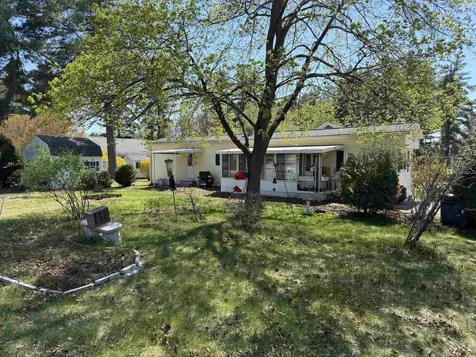 5 Shadycrest Drive Nashua NH 03062
