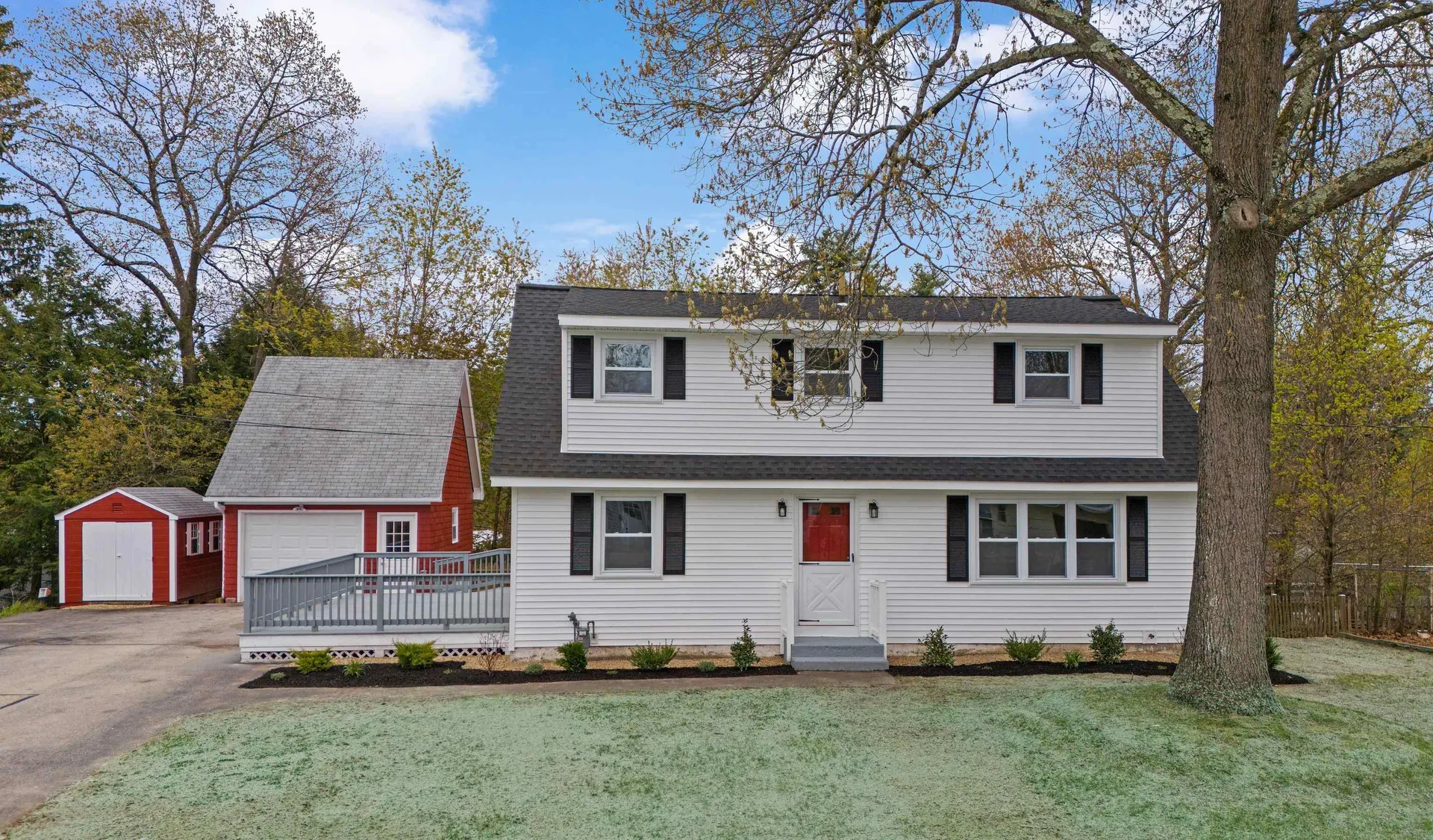 12 Hemlock Street Hudson NH 03051