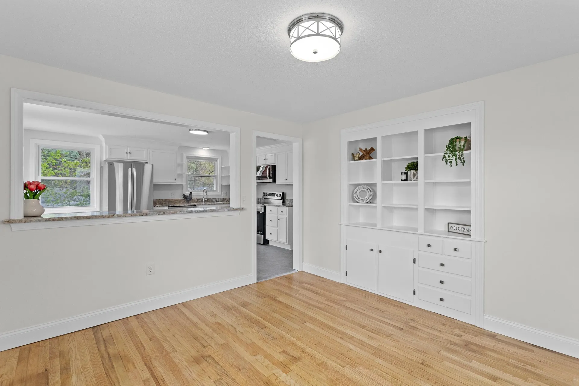 12 Hemlock Street Hudson NH 03051