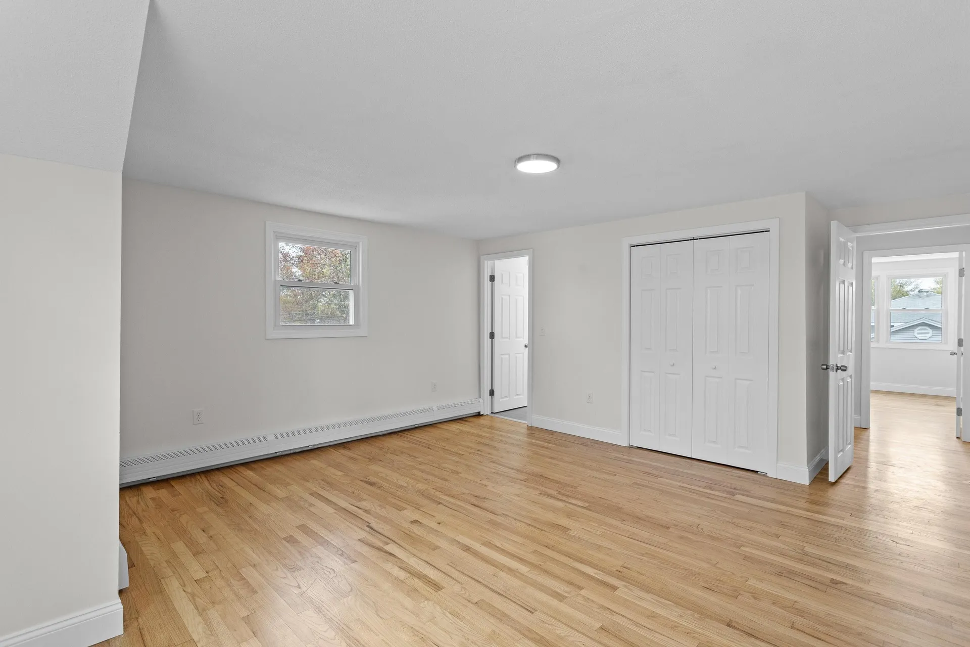 12 Hemlock Street Hudson NH 03051