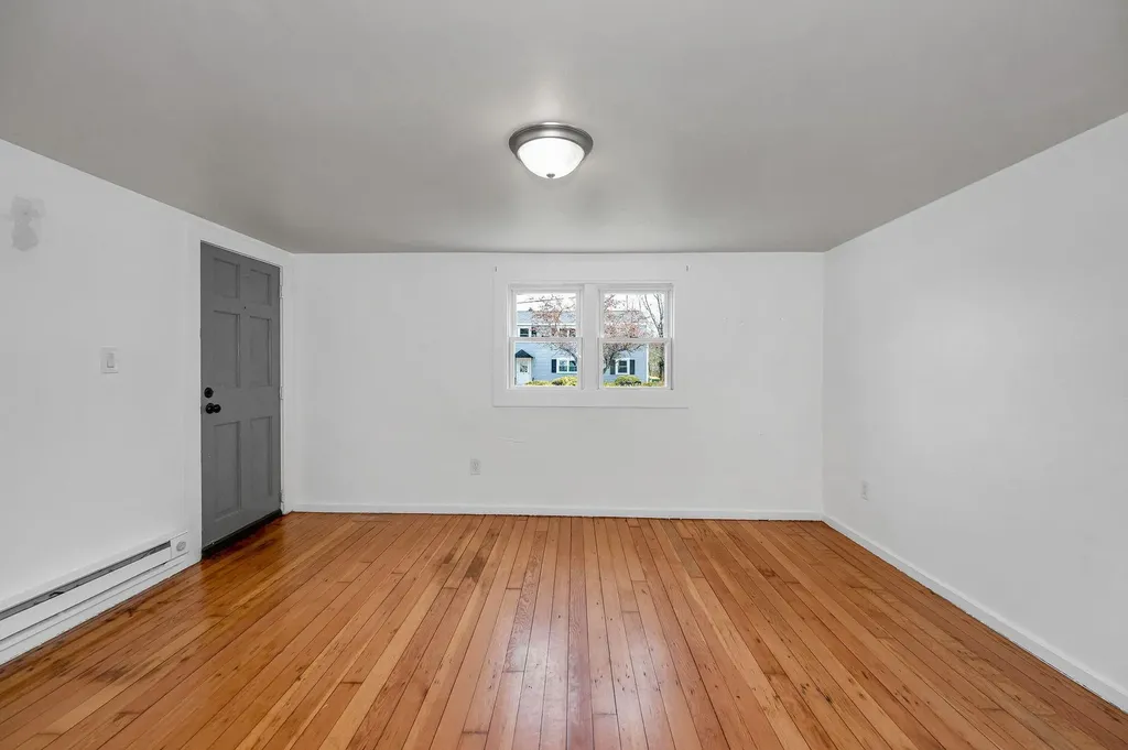 6 Dora Drive Rochester NH 03867
