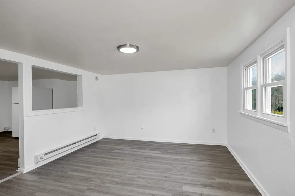 6 Dora Drive Rochester NH 03867
