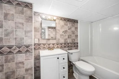 6 Dora Drive Rochester NH 03867