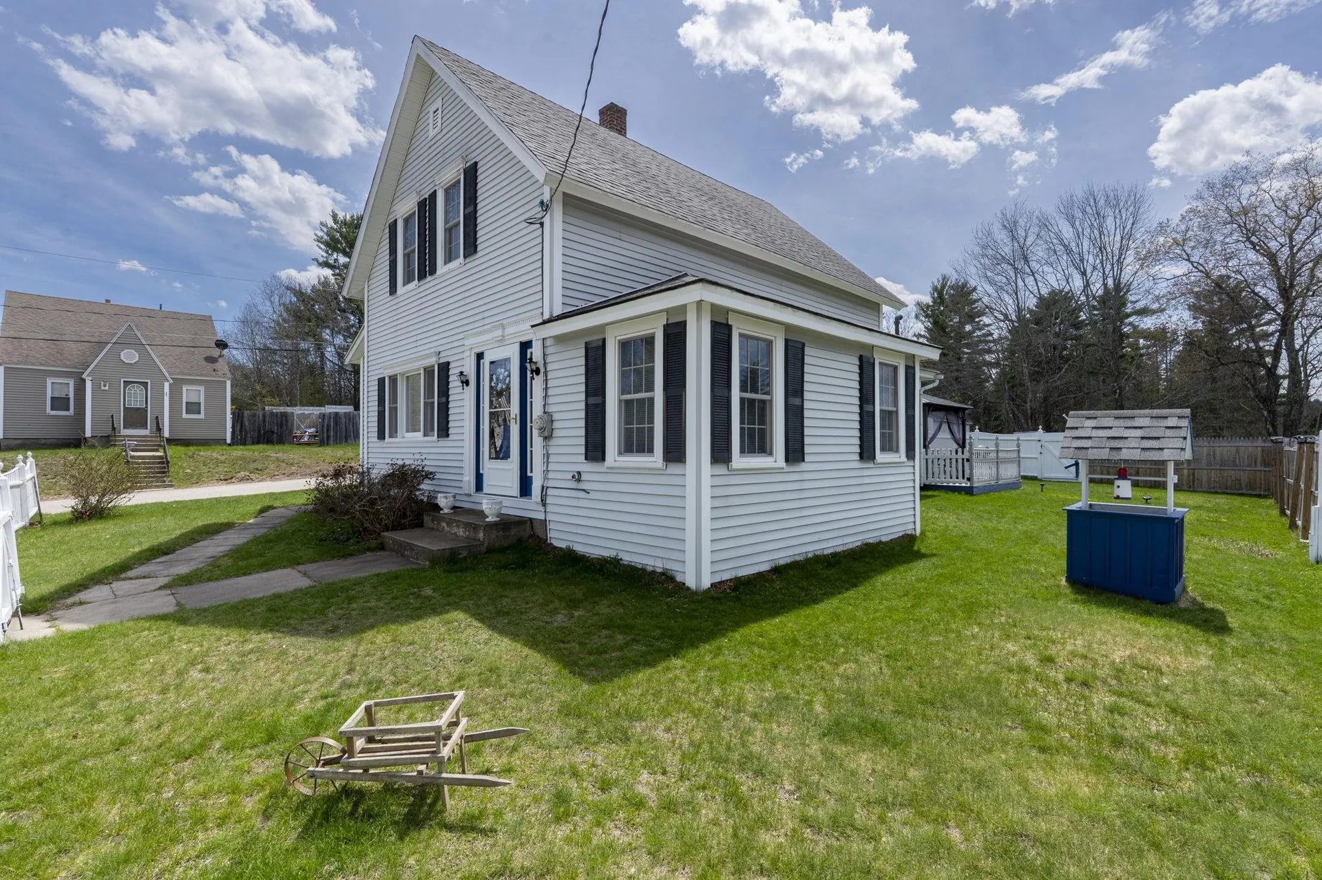 16 Montgomery Drive Farmington NH 03835