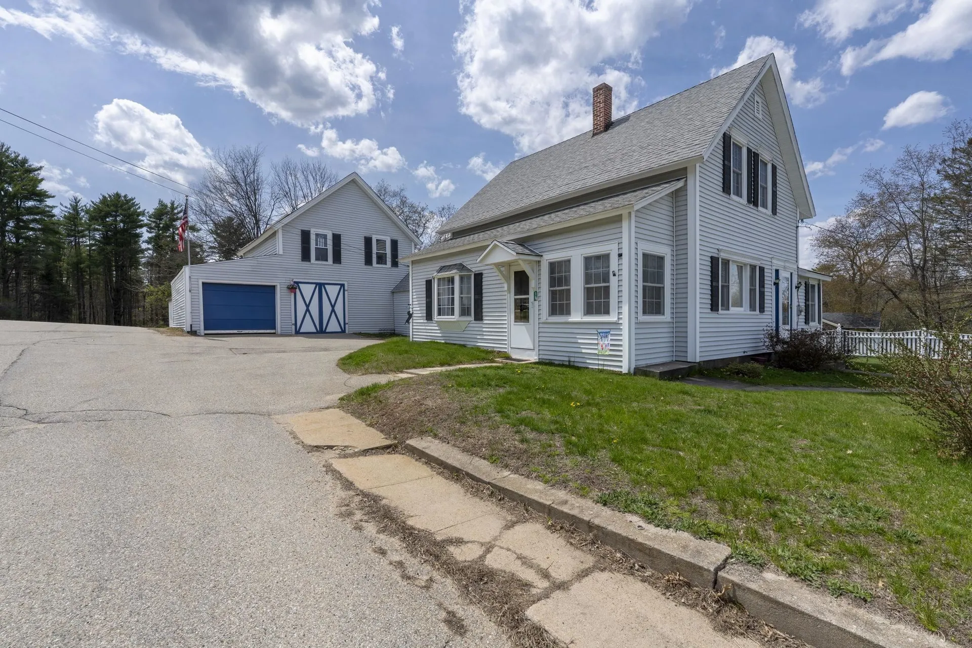 16 Montgomery Drive Farmington NH 03835