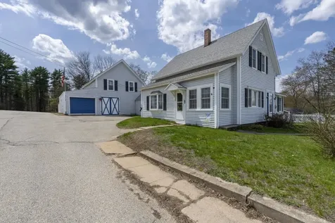 16 Montgomery Drive Farmington NH 03835