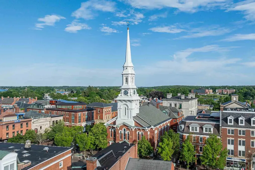 90 Fleet Street Portsmouth NH 03801