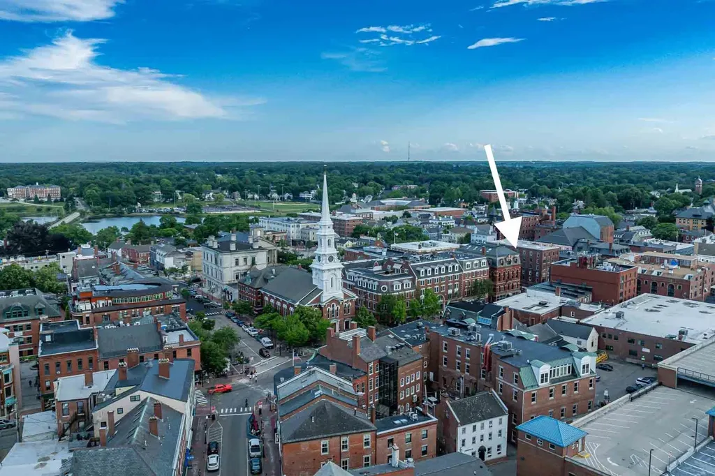 90 Fleet Street Portsmouth NH 03801