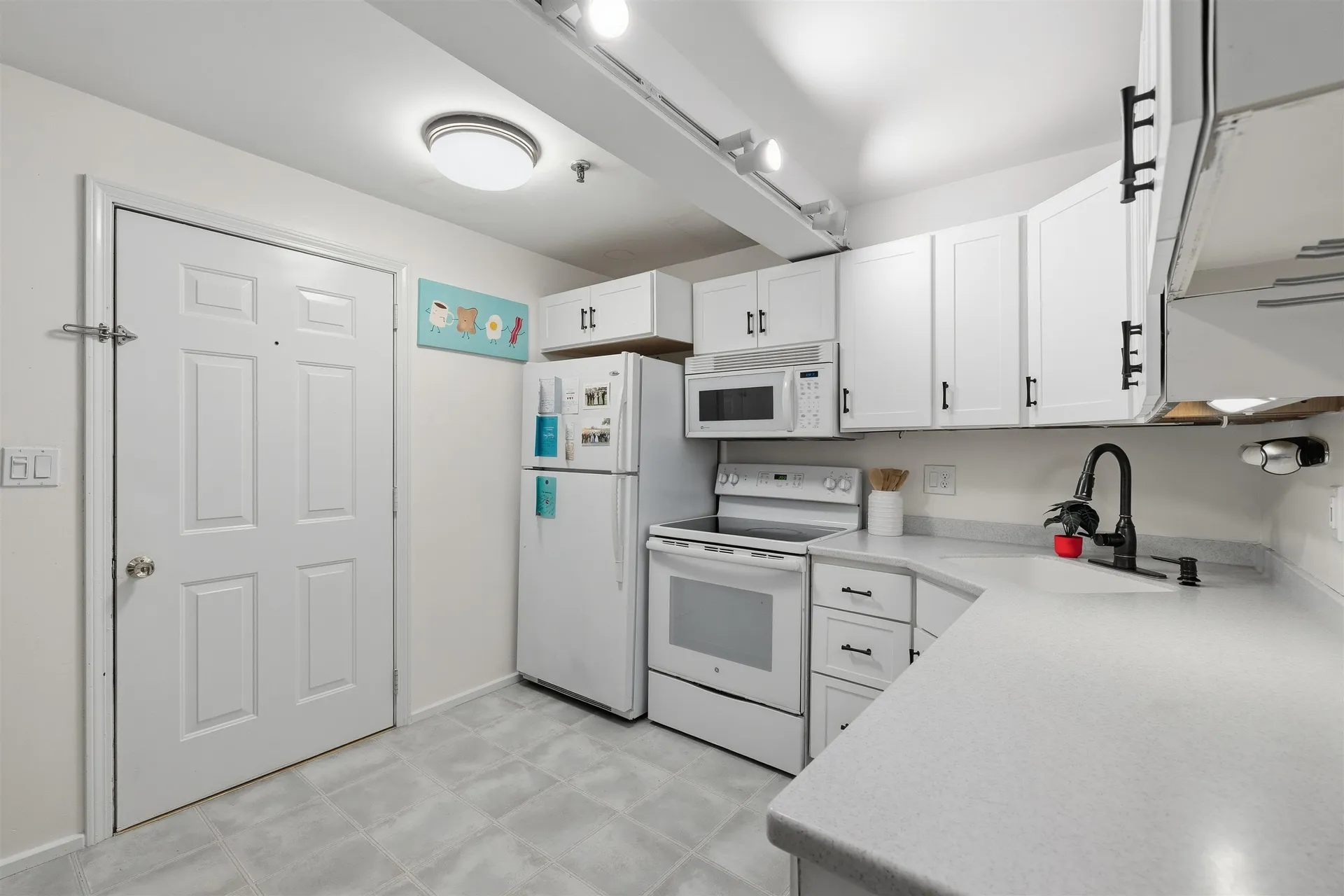 90 Fleet Street Portsmouth NH 03801