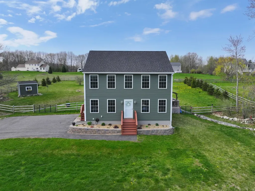 80 Richards Way Farmington NH 03835