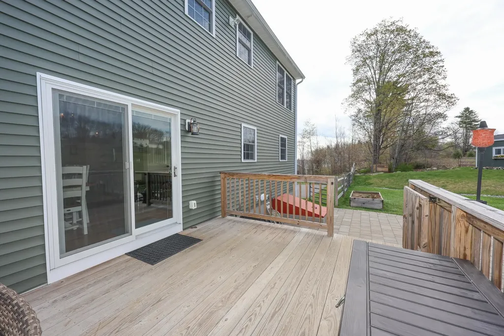 80 Richards Way Farmington NH 03835