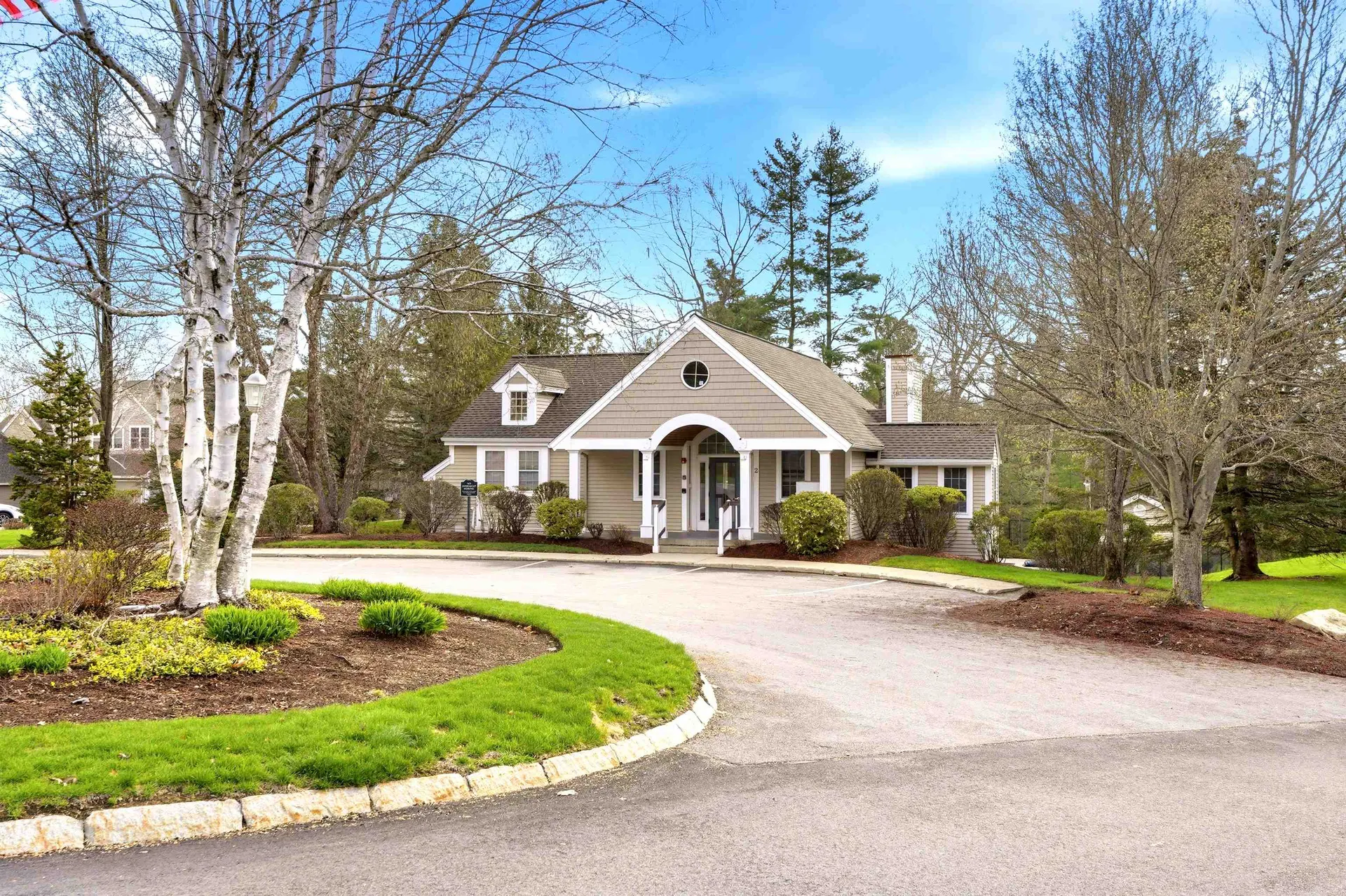 23 Bourne Drive Bedford NH 03110