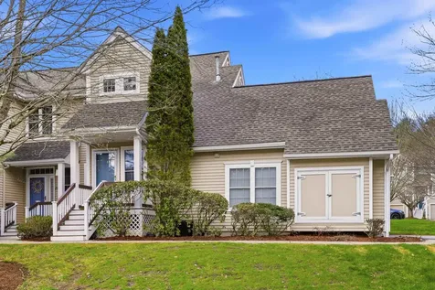 23 Bourne Drive Bedford NH 03110