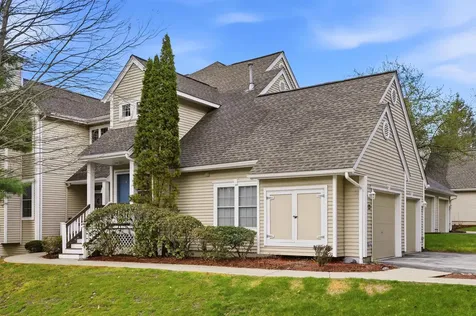 23 Bourne Drive Bedford NH 03110