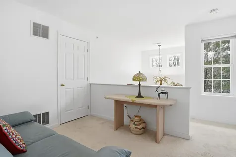 23 Bourne Drive Bedford NH 03110