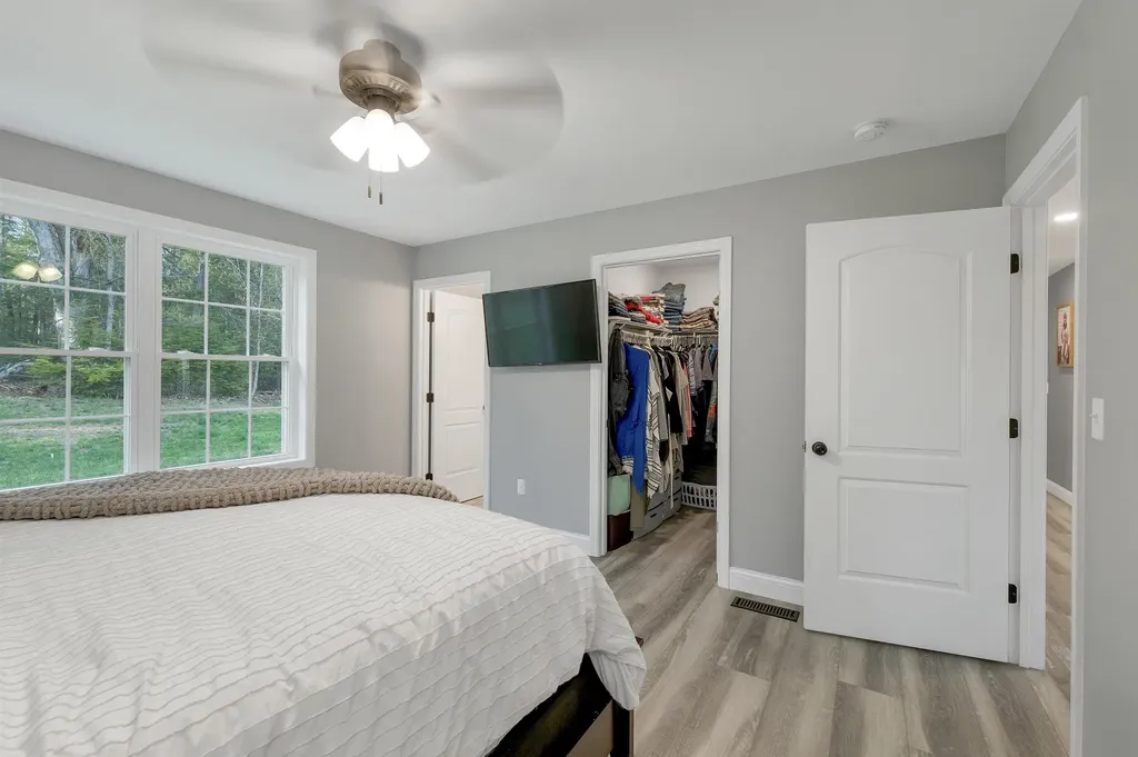 123 Parade Road Barnstead NH 03218