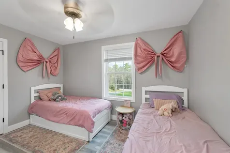 123 Parade Road Barnstead NH 03218