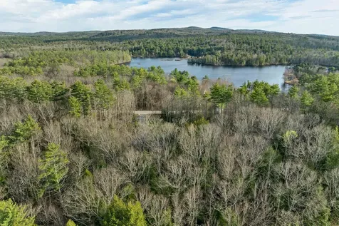 123 Parade Road Barnstead NH 03218
