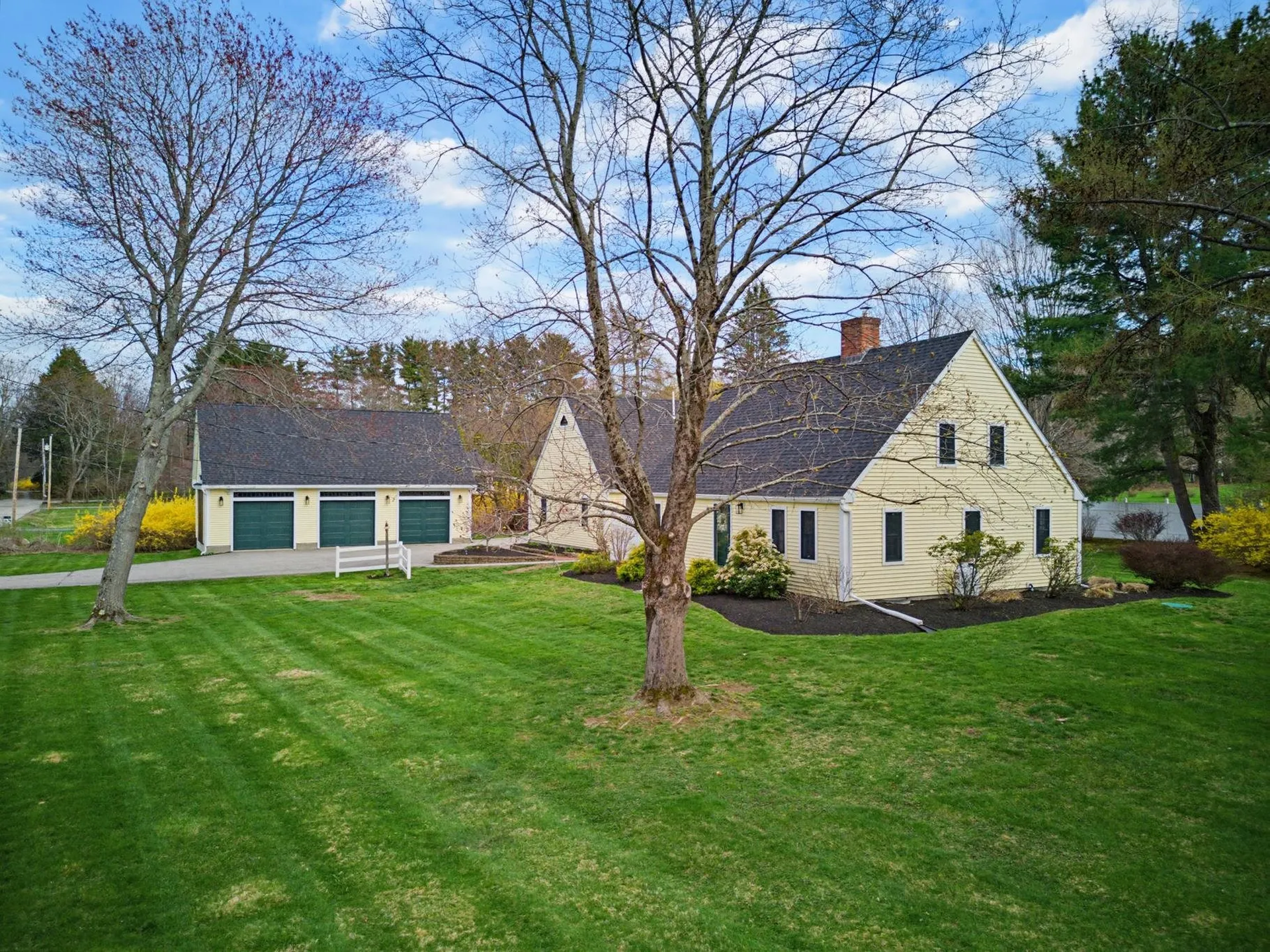 6 Fifield Lane Stratham NH 03885
