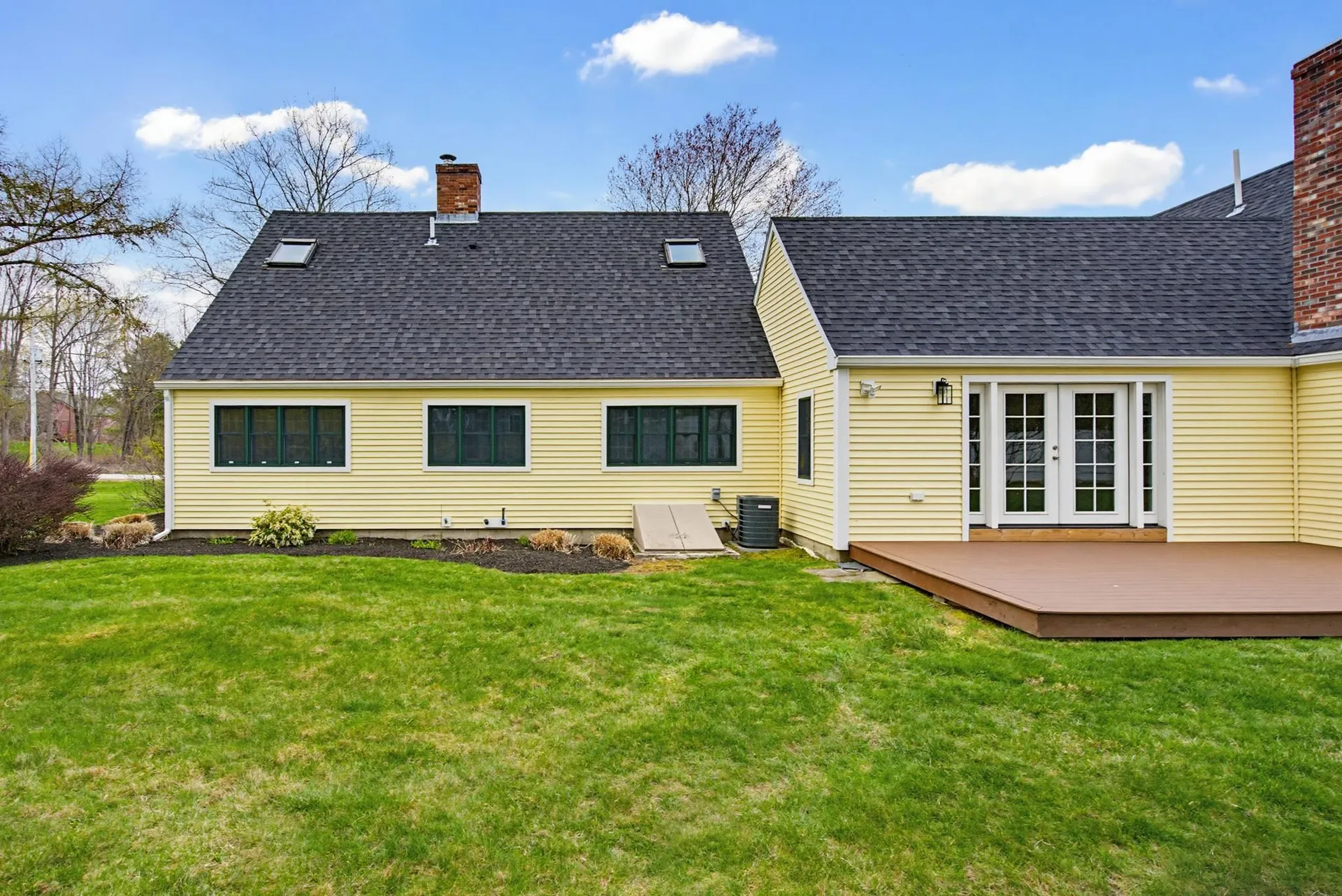 6 Fifield Lane Stratham NH 03885