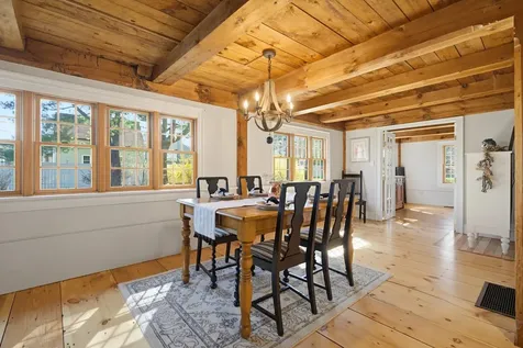 6 Fifield Lane Stratham NH 03885