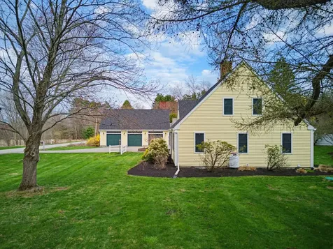 6 Fifield Lane Stratham NH 03885