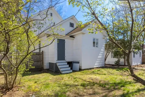 23 Gill Street Exeter NH 03833