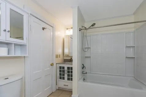 23 Gill Street Exeter NH 03833