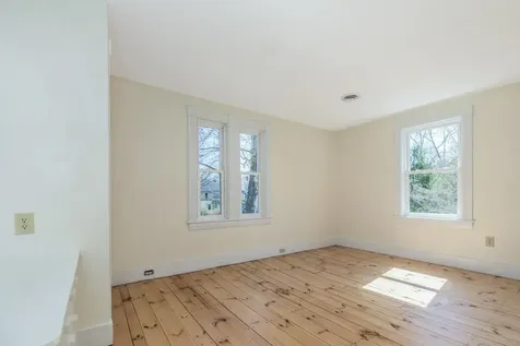 23 Gill Street Exeter NH 03833