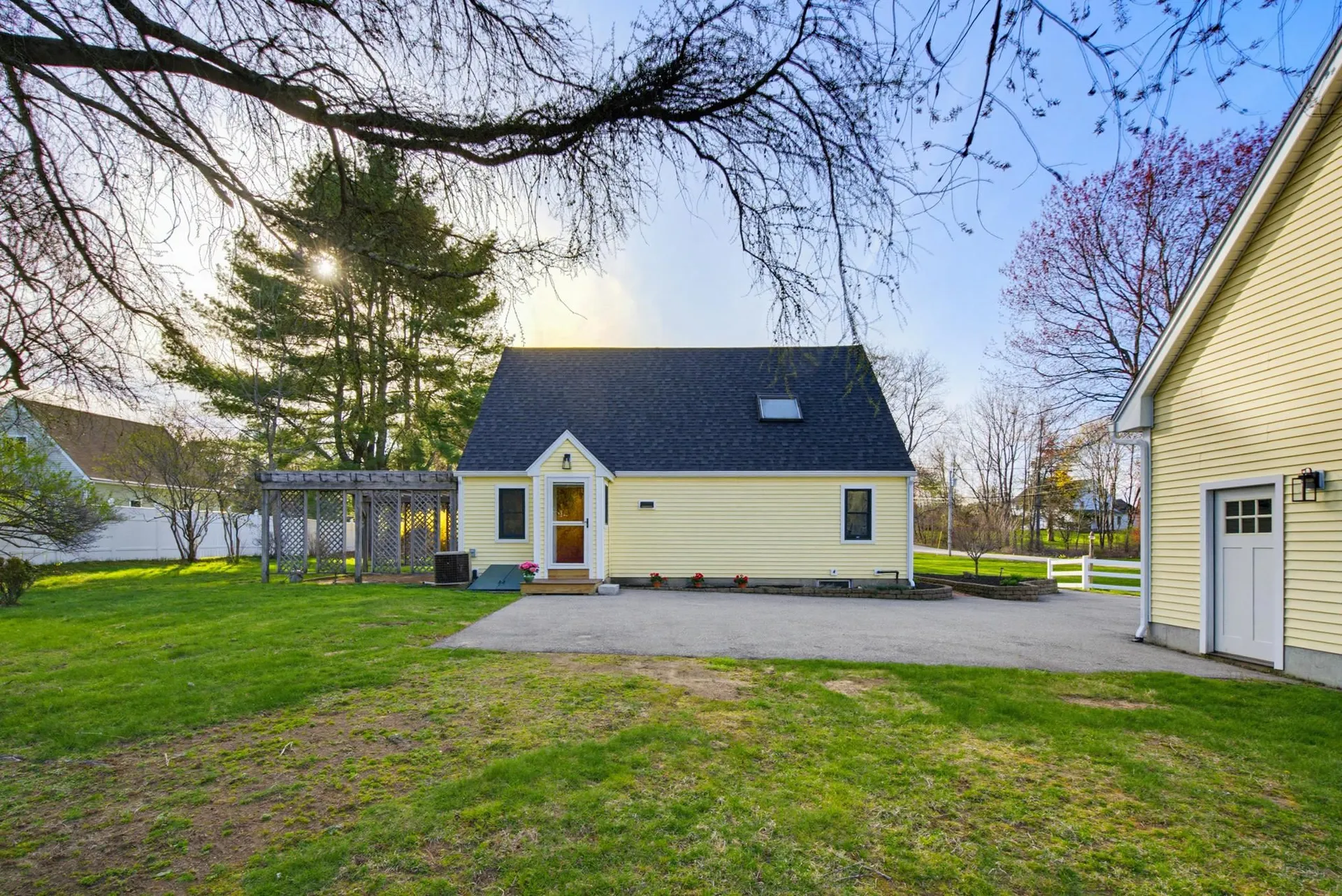 6 Fifield Lane Stratham NH 03885