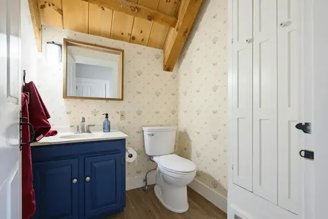 6 Fifield Lane Stratham NH 03885