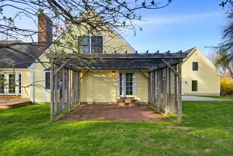6 Fifield Lane Stratham NH 03885