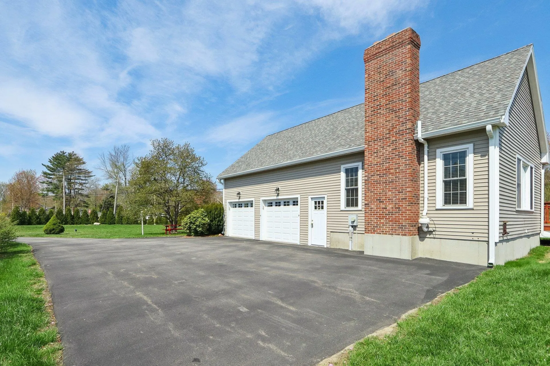 1 Squire Armour Road Windham NH 03087