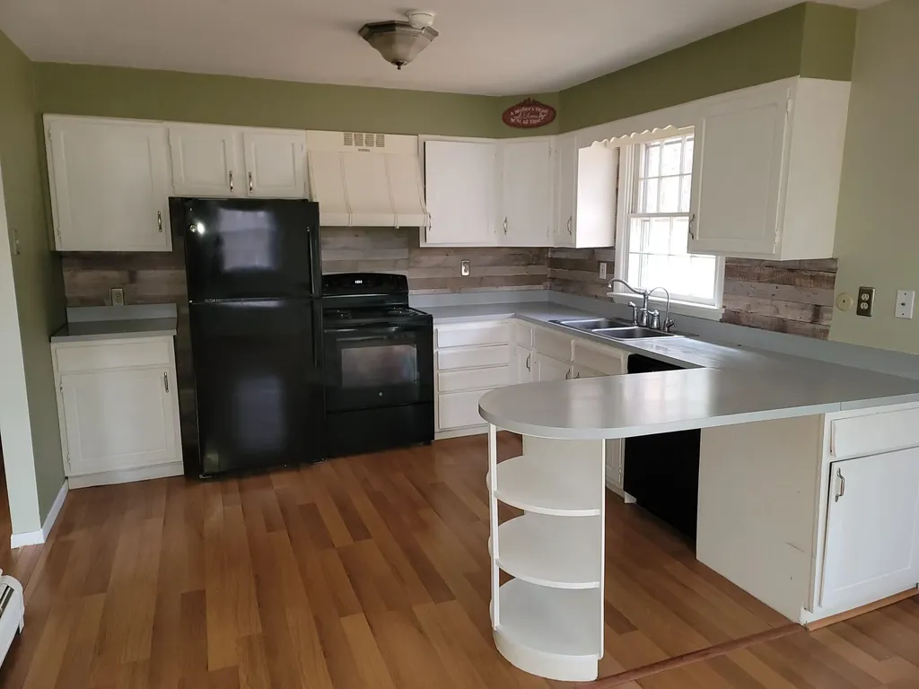77 Tuftonboro Neck Road Tuftonboro NH 03816