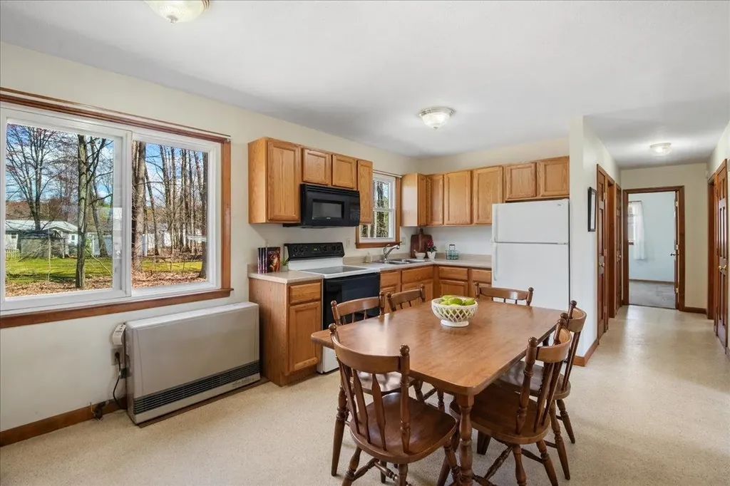 29 Hilltop Court Colchester VT 05446