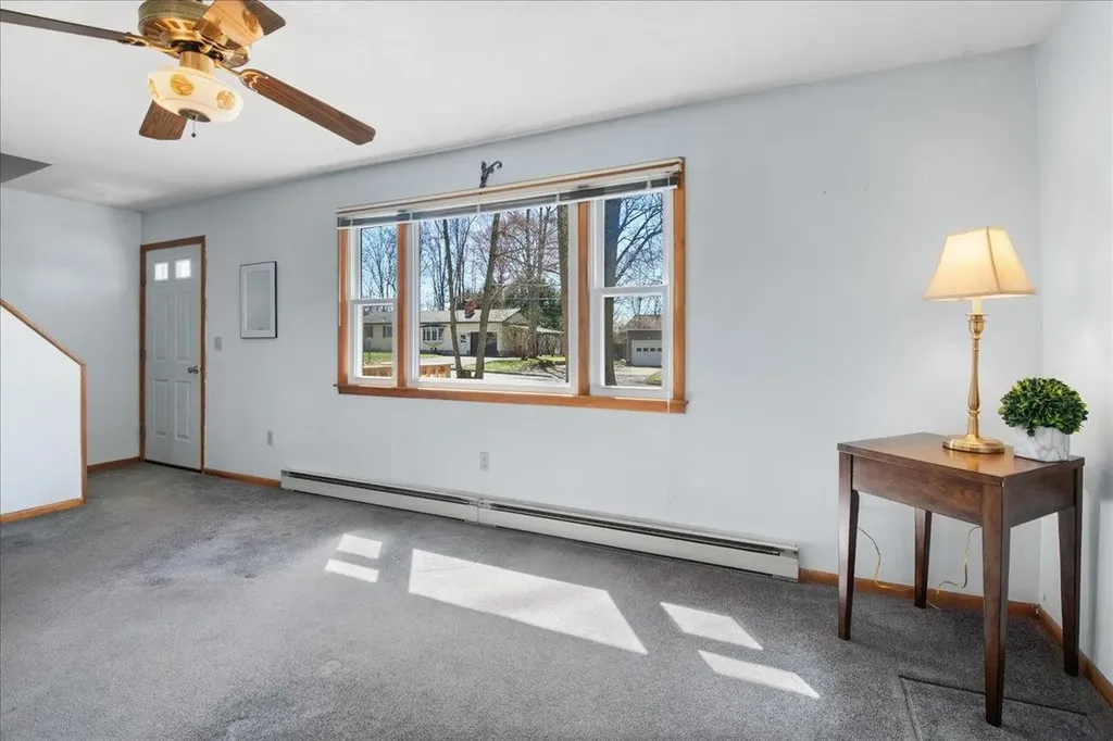 29 Hilltop Court Colchester VT 05446
