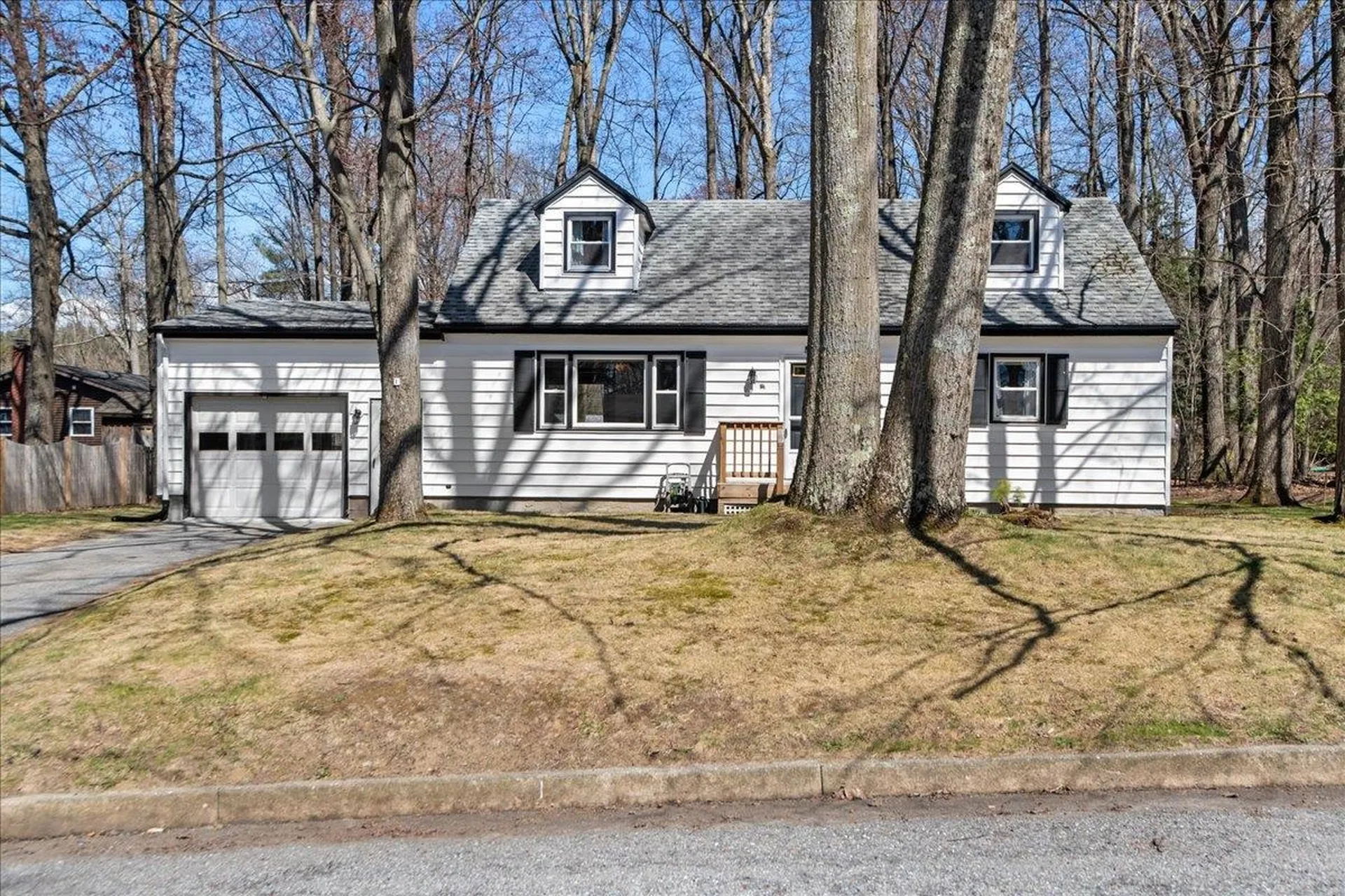 29 Hilltop Court Colchester VT 05446