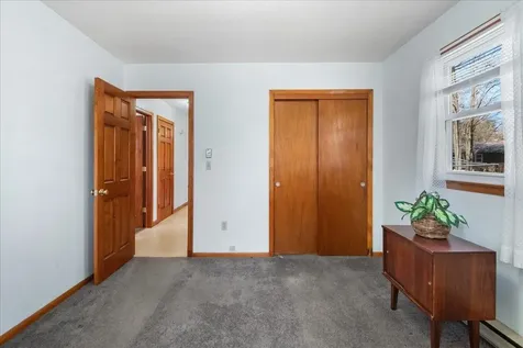 29 Hilltop Court Colchester VT 05446
