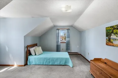 29 Hilltop Court Colchester VT 05446