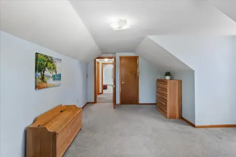 29 Hilltop Court Colchester VT 05446