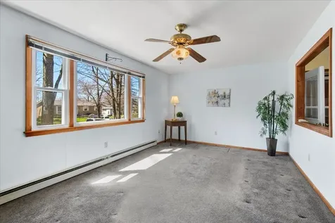 29 Hilltop Court Colchester VT 05446