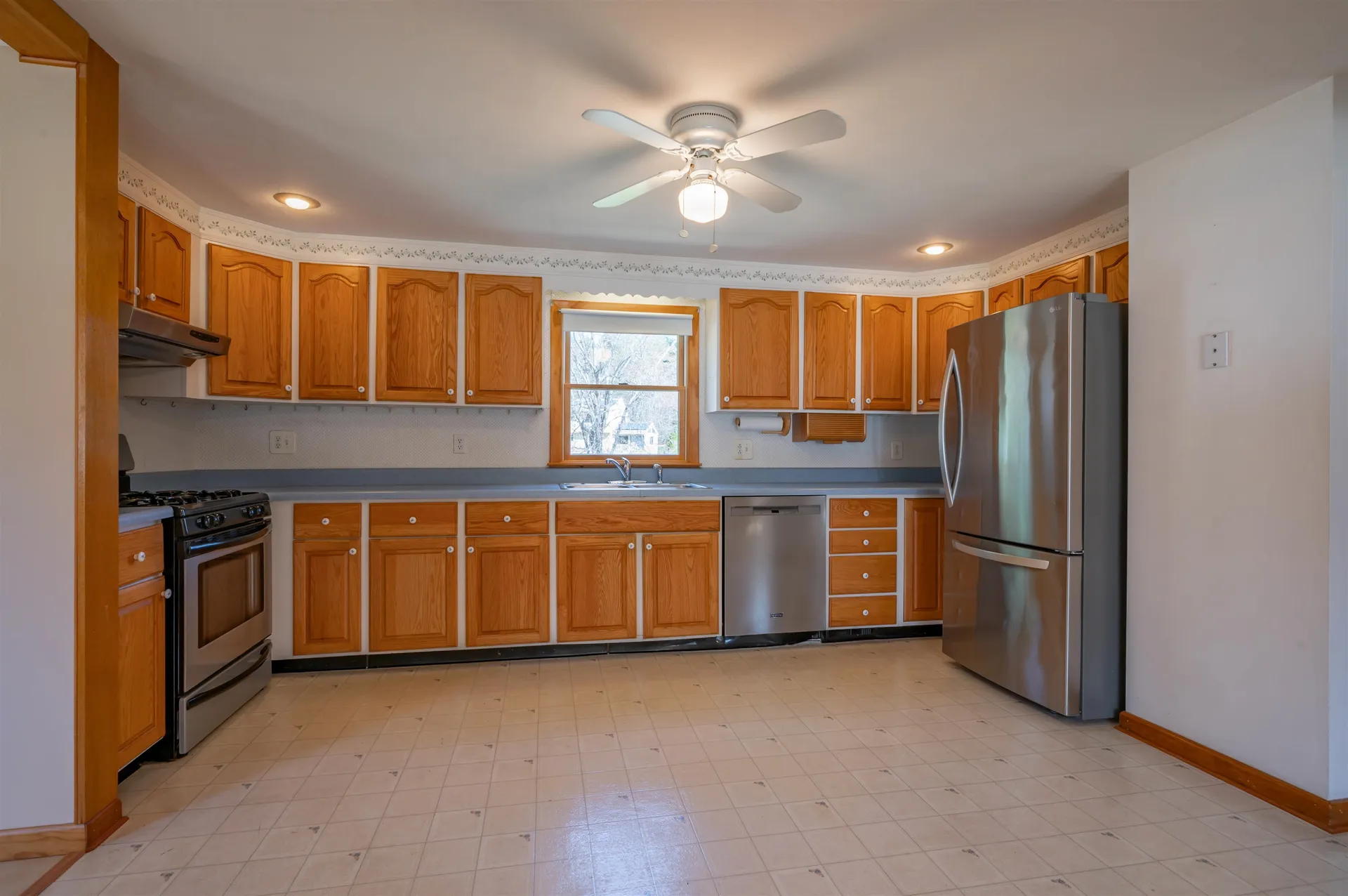 17 Stevens Avenue Merrimack NH 03054