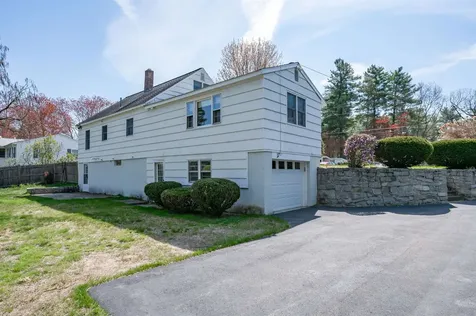 17 Stevens Avenue Merrimack NH 03054