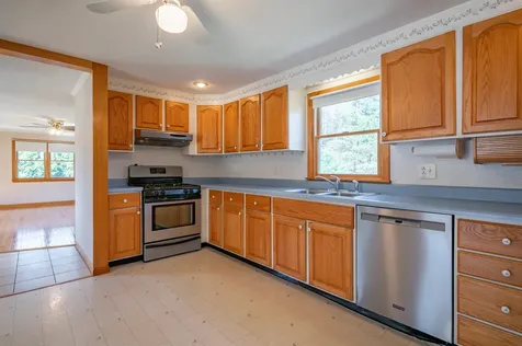 17 Stevens Avenue Merrimack NH 03054