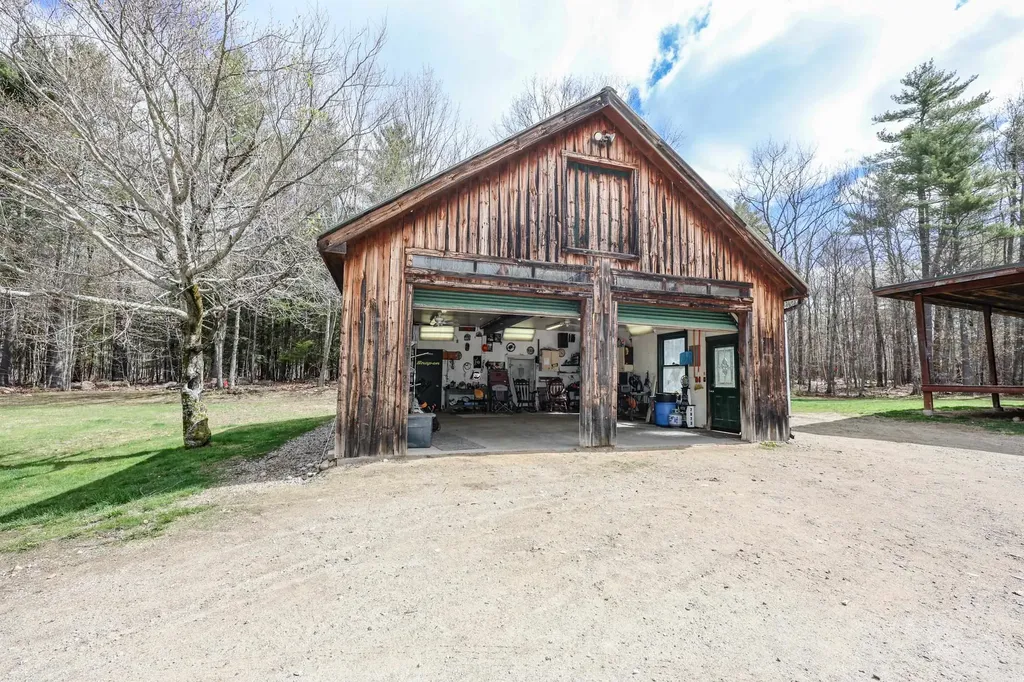 34 Durgin Road Chichester NH 03258