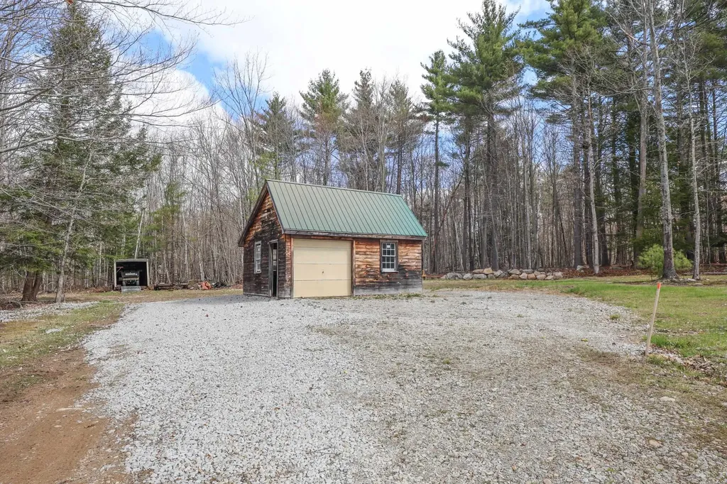 34 Durgin Road Chichester NH 03258