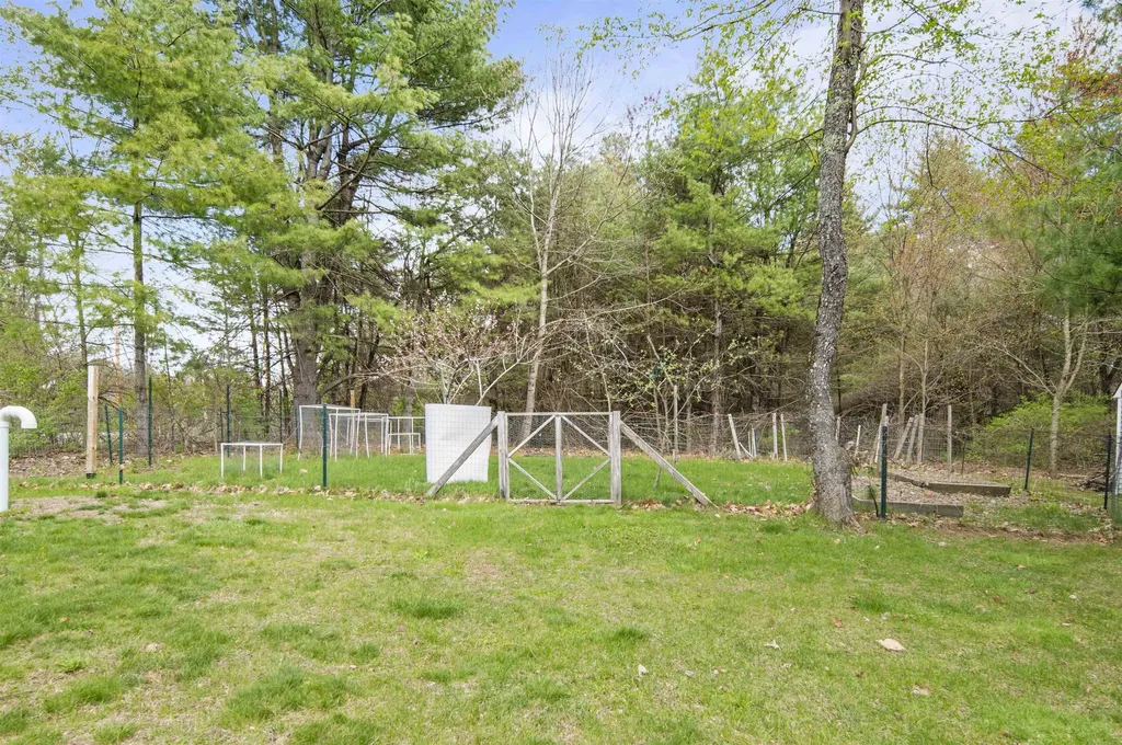 82 Fremont Road Epping NH 03042