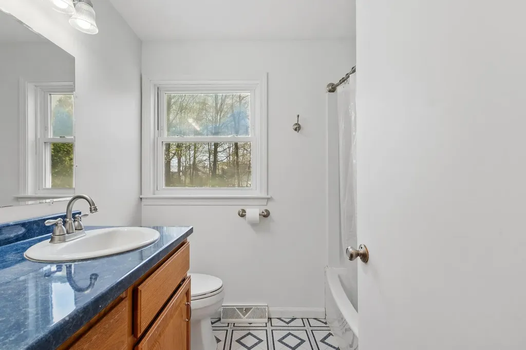 74 Suzanne Drive Portsmouth NH 03801